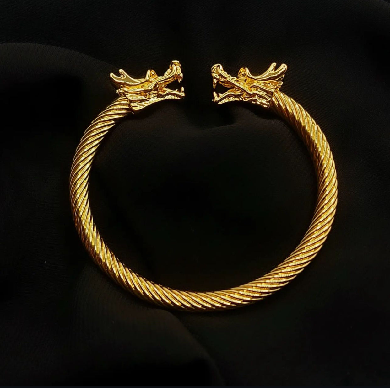 Dragon Armlet