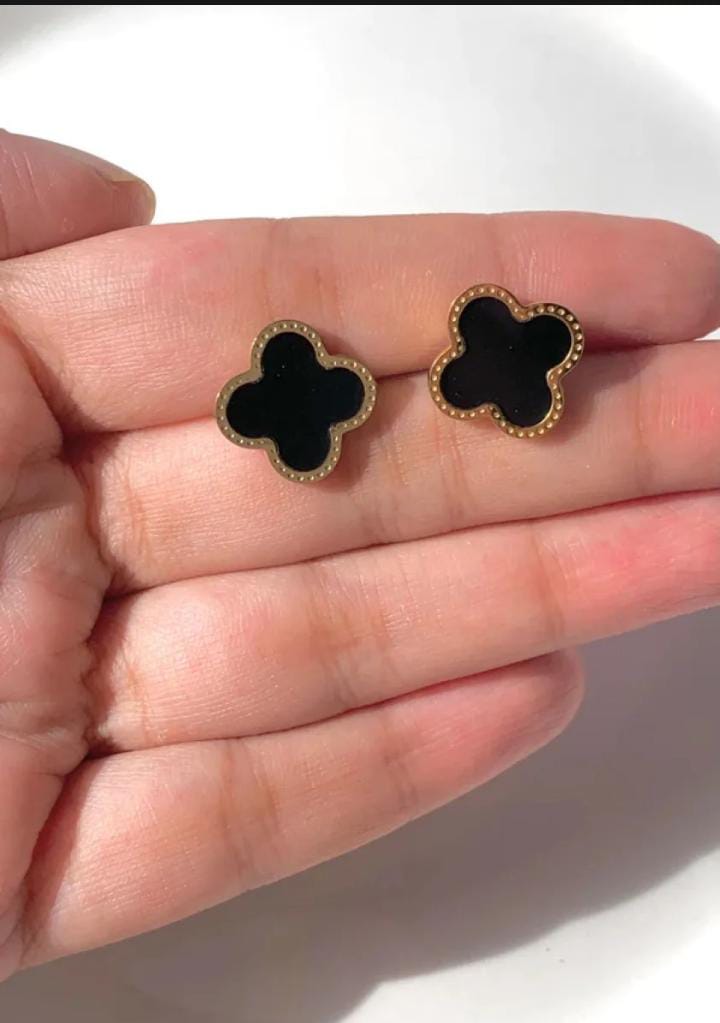 Black Clover earrings